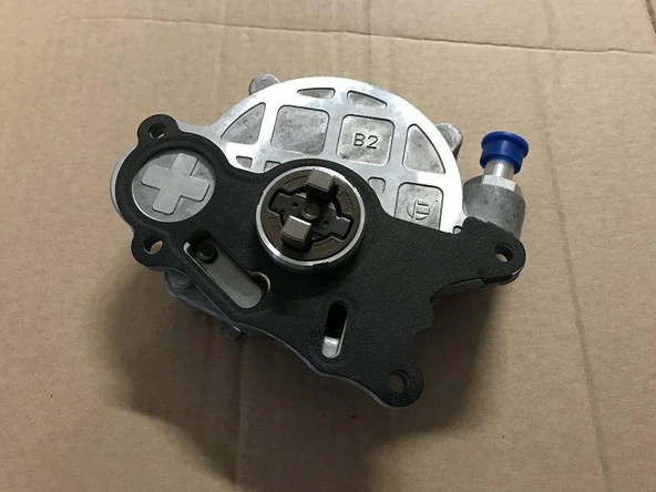 VAKUM POMPASI GOLF6-JETTA-POLO-A3-A1-LEON CAYB-CAYC-CFWA 1,2 TDİ-1,6 TDİ F009D03067 03L145100G