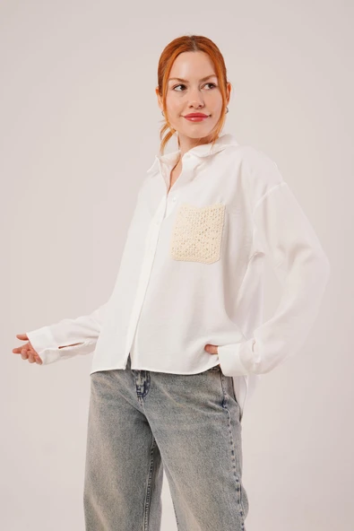 Etnik Cep Detaylı Beyaz Gömlek - Resim 2