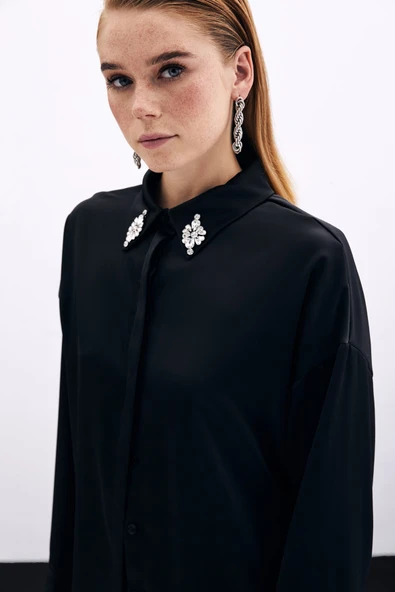 Aksesuar Detaylı Gömlek - Siyah - 2