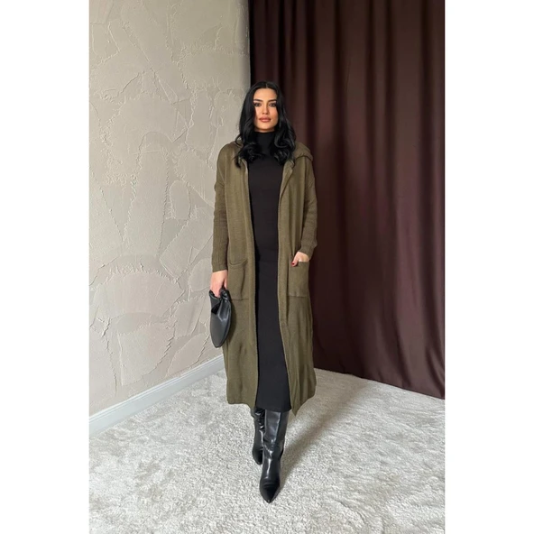 Haki Arkası Yazılı Hırka