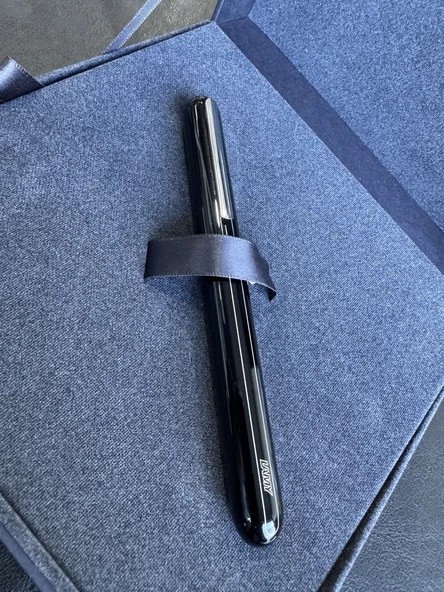 LAMY Dialog Dolma Kalem M Uç Piano Siyah 74PS-M - 2