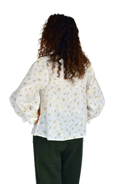 Kadın Yazlık Otantik Çiçekli Hakim Yaka Gömlek BGL-ST04251 - Resim 5