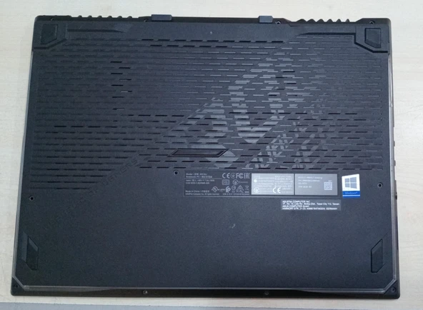 SIFIR AYARINDA Asus ROG Strix G531 G512 G531GT G512LV Orijinal Alt Kasa  (ASUS G512LI-HN061 T-GAMING LAPTOPTAN ÇIKMA ORJİNAL)