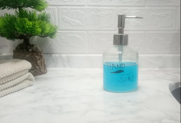 CAM SIVI SABUNLUK,EL SABUNU YAZILI 300ML BANYO SETİ  7,6X15,5CM ürün görseli