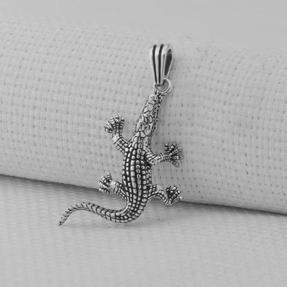 Timsah 925 Ayar Gümüş Kolye Ucu ürün görseli