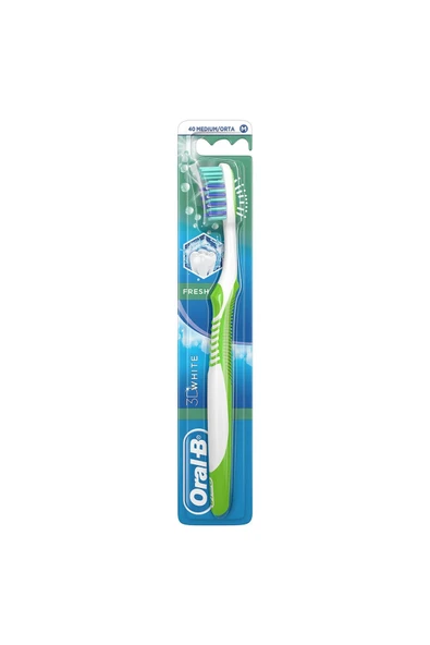 Oral-B 3D White Fresh 40 Orta Diş Fırçası