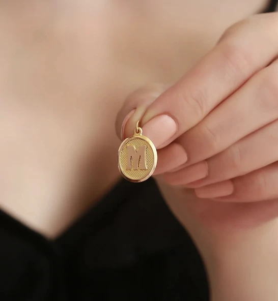 14 Ayar Altın Vintage Oval M Harf Kolye Ucu özden kuyumcusu - Resim 2