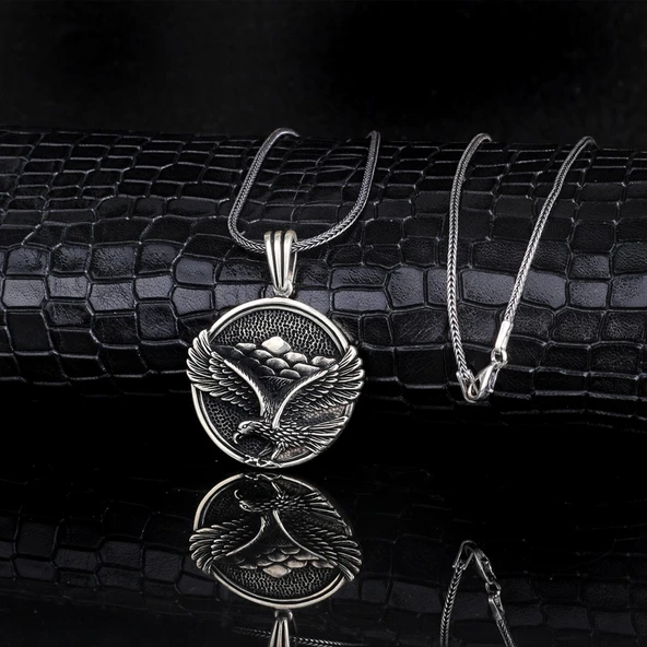 925 Ayar Gümüş Kartal Motifli Madalyon Kolye - Resim 2