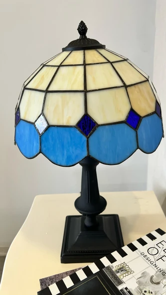 Yüceeller El Yapımı Vitray Retro Barok Abajur Masa Lambası Oturma ve Yatak Odası Mavi Beyaz Siyah