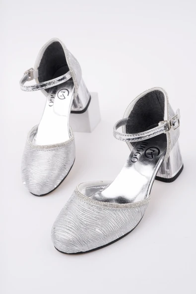 Muggo ELSE Bilekten Bağlamalı Simli Kız Çocuk Kısa Topuklu Ayakkabı