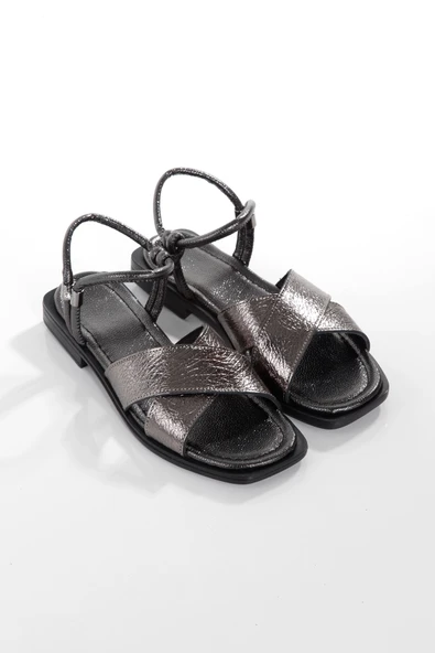 MİA028-3010 Hakiki Deri Kadın Günlük Konforlu PLATİN Tatil Sandalet - Resim 3