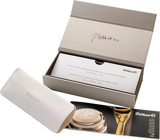 Pelikan Souveraen M1000 Black/Green fountain pen with Gold - M - 2