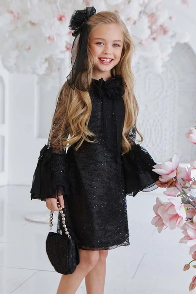 Kız Çocuk Boydan Üzeri Dantel İşlemeli Fiyonk Detaylı İspanyol Kollu Siyah Elbise - Resim 3