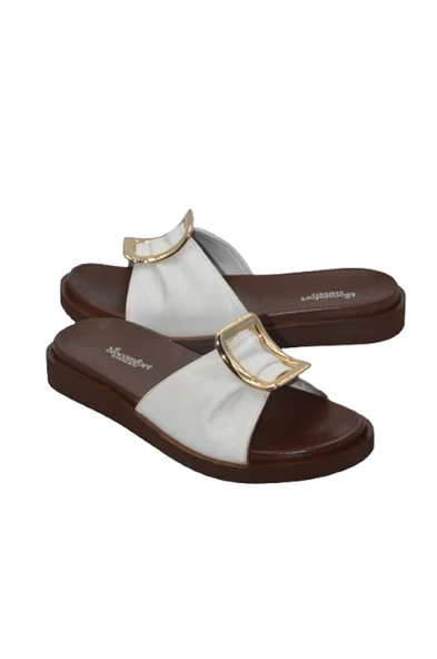 Beyaz Tokalı Kadın Günlük Terlik - 4