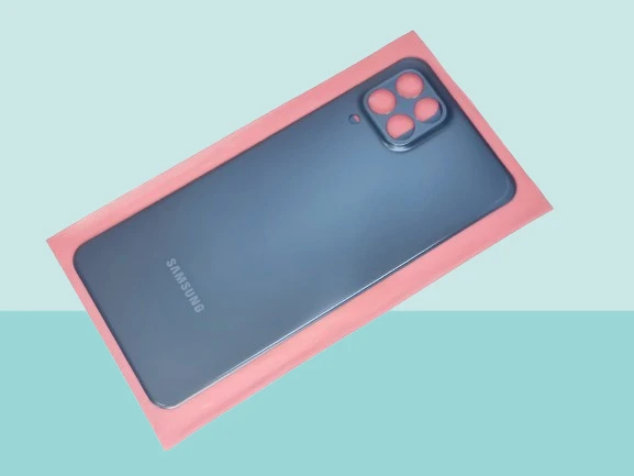 Samsung Galaxy M33 Uyumlu Arka Kapak Batarya Kapağı - MAVİ