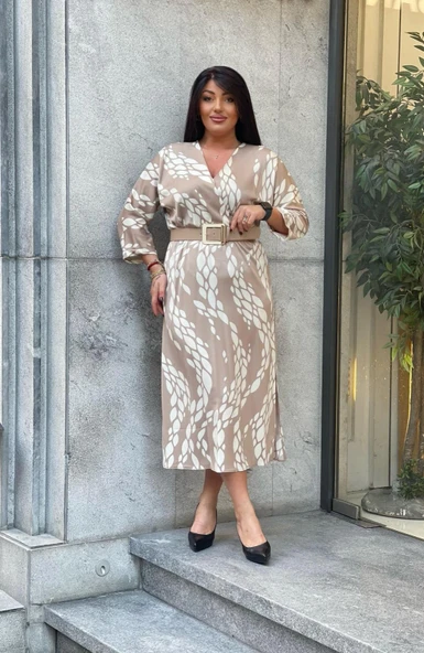 Trend Kadın Cesur desenler zarif kesimlerle buluşuyor Yeni büyük beden Elbisemiz. ürün görseli 1