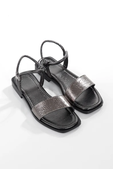 MİA028-3011 Hakiki Deri Kadın Günlük Konforlu PLATİN Tatil Sandalet - Resim 4