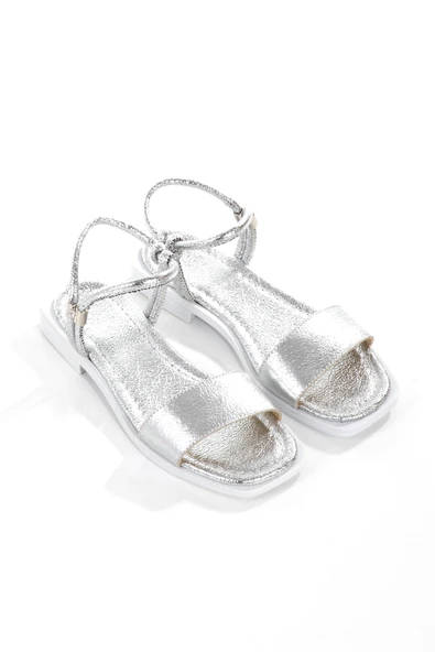 MİA028-3011 Hakiki Deri Kadın Günlük Konforlu GÜMÜŞ Tatil Sandalet - Resim 3