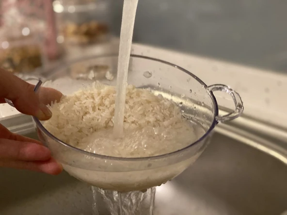 Akrilik Şeffaf Mini Pirinç Süzgeçi & Bakliyat Süzgeçi (3 Su Bardağı Ölçülü) - 3