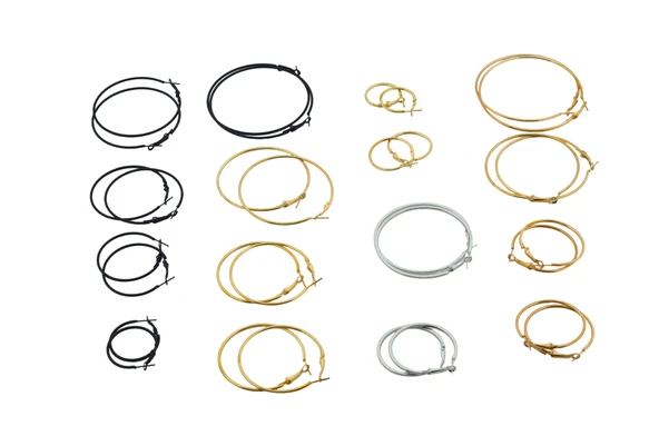 Sarı,Siyah ve Gümüş Renklerde Farklı Ölçülerde 16 Model Metal Halka Küpe