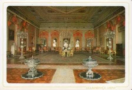 Tarihi Kartpostallar Serisi 5 / Dolmabahçe Sarayı Fotoğrafları (1856 Harem'de Bir Salon) (Fotoğraf; Samih Rifat)