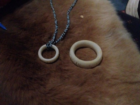 Drake Nin Ring İ Uncharted - Sic Parvis Magna Küçük Başlangıçlardan Büyüklüğü Plastik Aparat