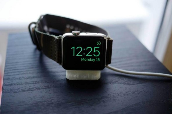 Tiny Apple Watch Nightstand ... Standları ... * Yeni * Plastik Aparat - 3