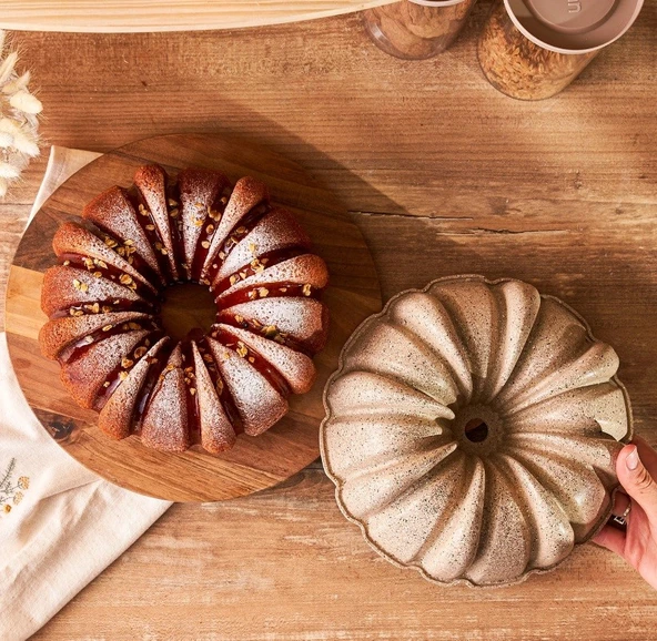 Emsan Cemre Ekru Kek Kalıbı - 2