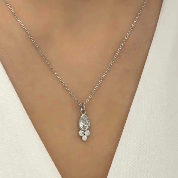 Gümüş Çiğ Damlası Tektaş Bayan Kolye - Resim 3