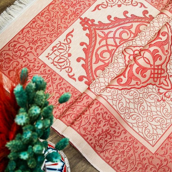 Hediyelik İpek Nur Tafta Seccade Kırmızı 68x110 cm - 300 gr - 4