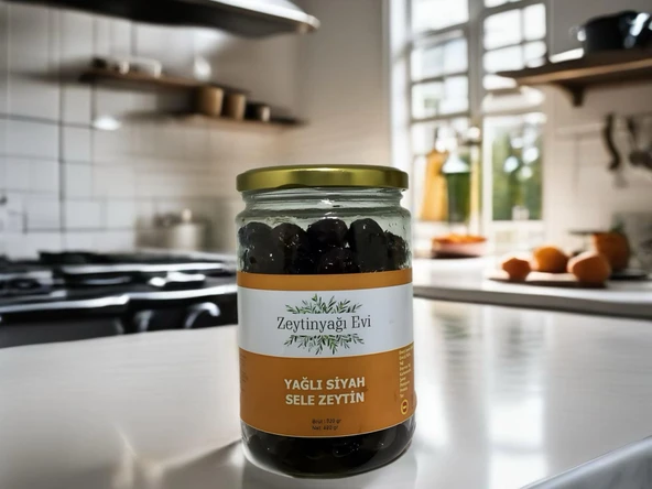 Yöresel Sele Sofralık Siyah Zeytin 720 Gram Cam Şişe Doğal Tatlandırma - 4