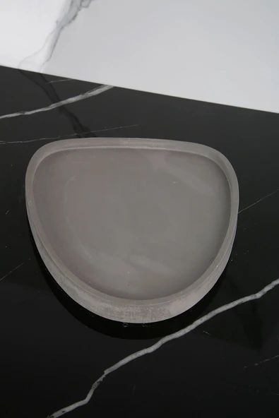 El Yapımı Çok Amaçlı Beton Sunum Servis Tepsisi 26 Cm Dekoratif Sunumluk Orgaziner Takılık - 2