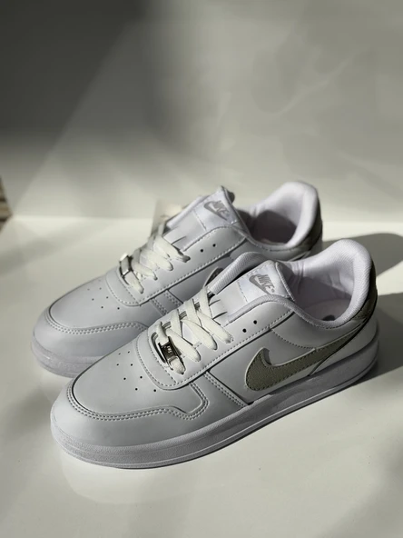 Ayakkabı kapınızda nike unisex beyaz - 2