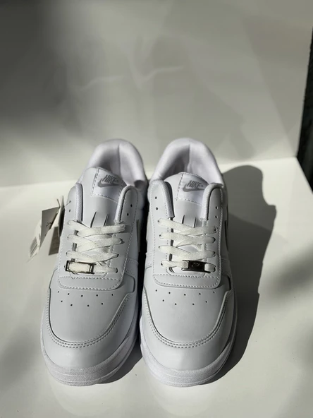 Ayakkabı kapınızda nike unisex beyaz - 3