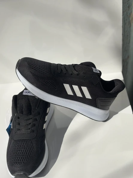 Ayakkabı kapınızda adidas unisex