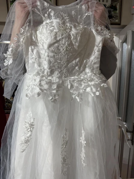 Dantelli Çiçek Güpürlü Gelinlik 33 Beden - 6