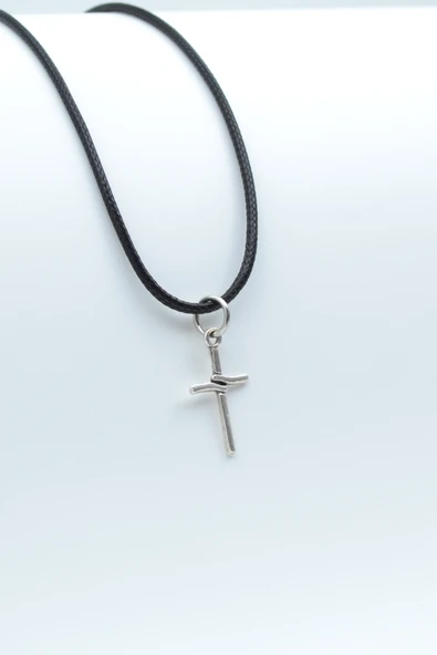 Minimal Haç Gümüş Kaplama Deri İp Kolye