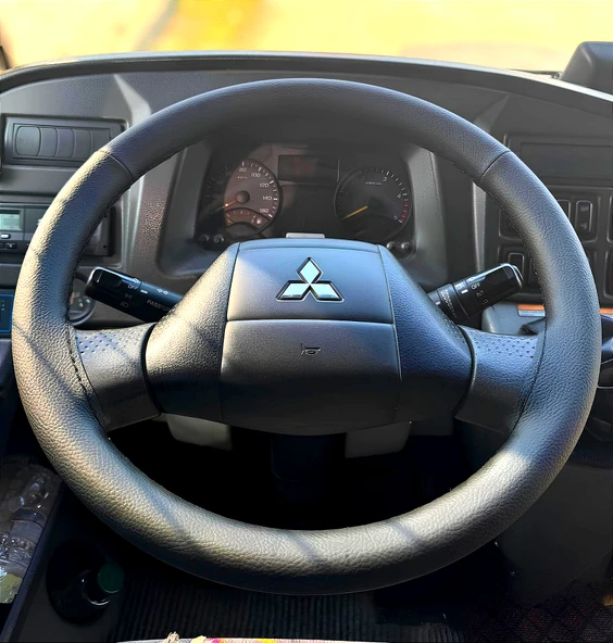 DİKİŞLİ DİREKSİYON KILIFI SİYAH DERİ SİYAH DİKİŞLİ İKİ PARÇA TEMSA PRESTİJ İÇİN ürün görseli