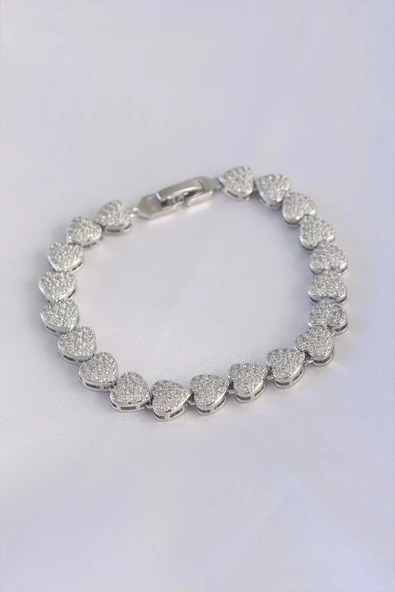 HEYF Vip Seri Pirinç Zirkon Taşlı Gümüş Renk Kalp Model Bileklik ürün görseli 1