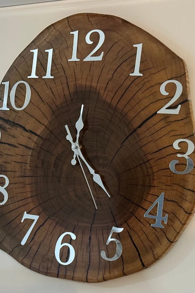 El Yapımı Ceviz Dilimi Duvar Saati, Rustik Ağaç Duvar Saati, Doğal Ahşap Dekor, Benzersiz Kütük Saat - Resim 3