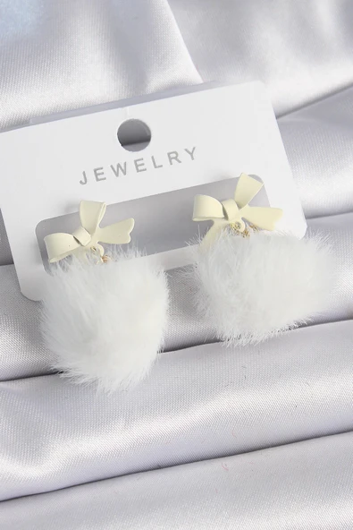 HEYF Beyaz Renk Kurdele Tüylü Ponpon Model Kadın Küpe ürün görseli 1