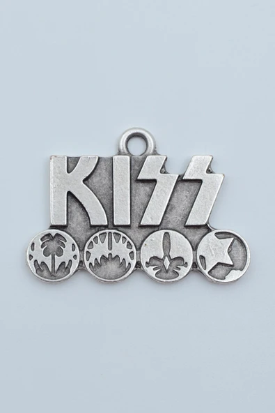 Kiss Gümüş Kaplama Kolye Ucu