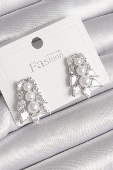 HEYF Pirinç Gümüş Renk Zirkon Taşlı Yaprak Model İnci Detay Kadın Küpe ürün görseli 1