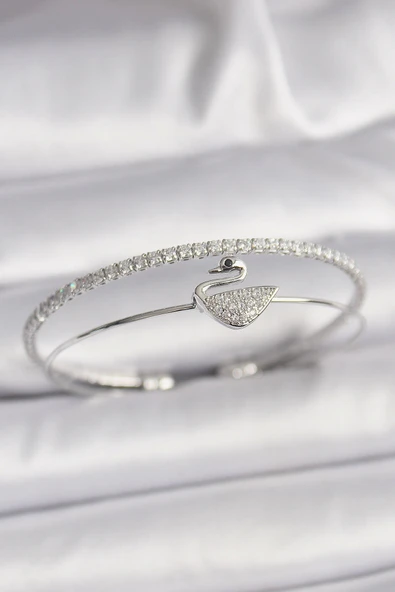 HEYF Pirinç Gümüş Renk Zirkon Taşlı Kuğu Model Kadın Bileklik ürün görseli 1