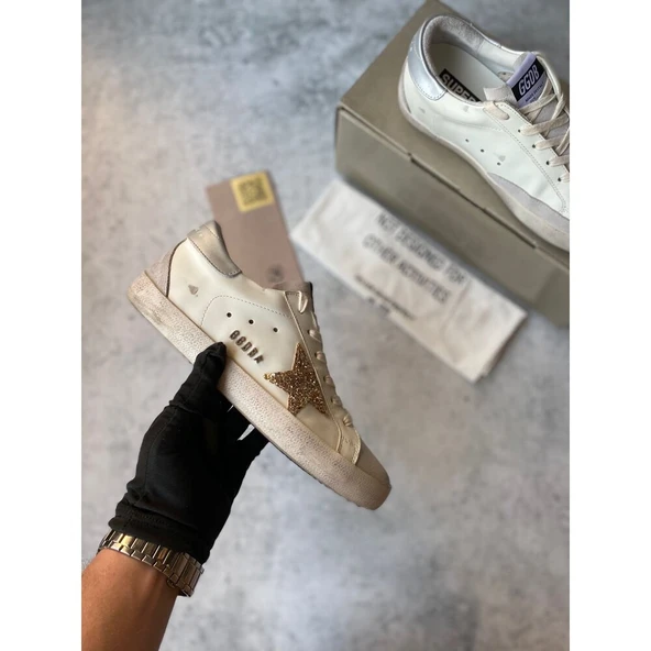 Golden Goose Super-Star