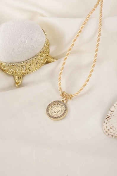 Çeyrek Altınlı Kolye