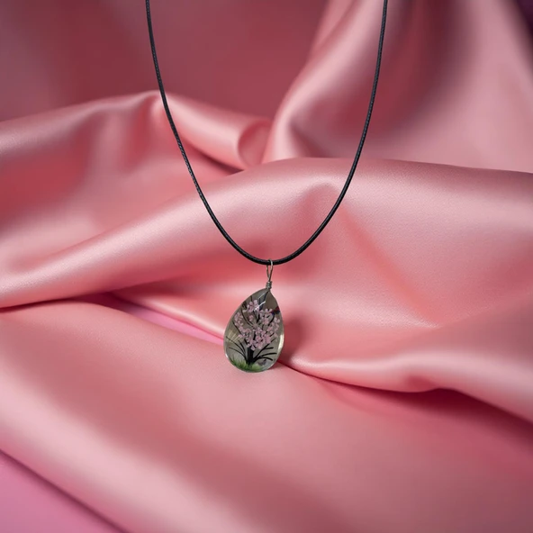 Ağaç Motifi ve Renkli Detaylar Şık ve Doğal Görünüm El Yapımı Şeffaf Kolye ürün görseli 1