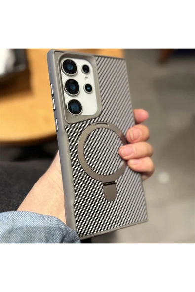 Galaxy S24 Ultra ile uyumlu Kılıf Karbon Fiber Görünümlü Magsafe ile uyumlu Stand olabilen Carbon - Resim 2