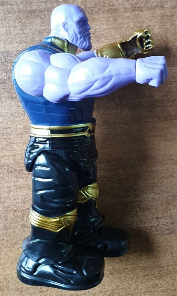 AVENGERS THANOS OYUNCAK TANOS YÜRÜYEN SESLİ IŞIKLI 25 CM - 4