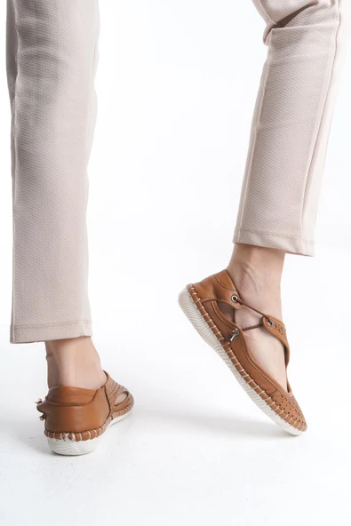 Kadın Hakiki Deri Yandan Bağcıklı Babet Asimetrik Kesim Delikli Günlük Düz Taban Ayakkabı - Resim 3